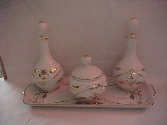 1-30-00-020.jpg (18411 bytes)