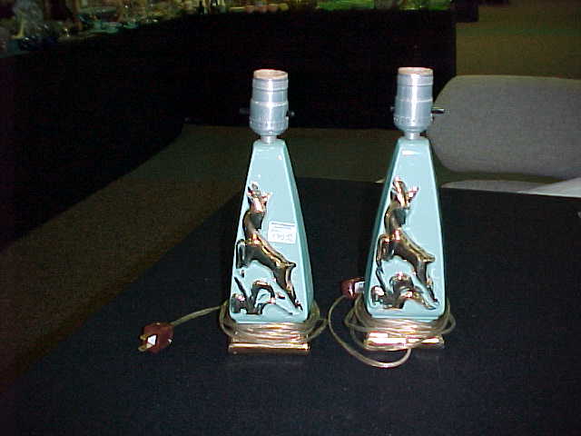 9-8-033.jpg (26705 bytes)