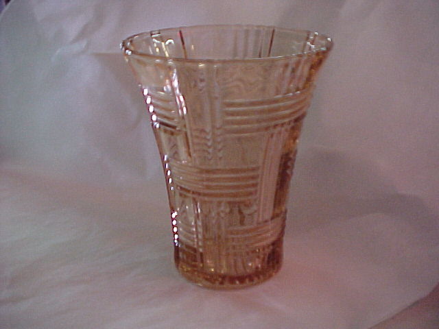 4-30-007f.jpg (38081 bytes)