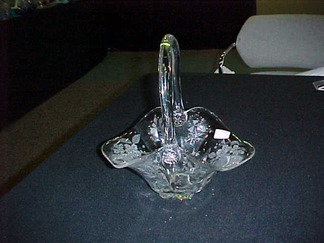 9-8-034.jpg (29204 bytes)